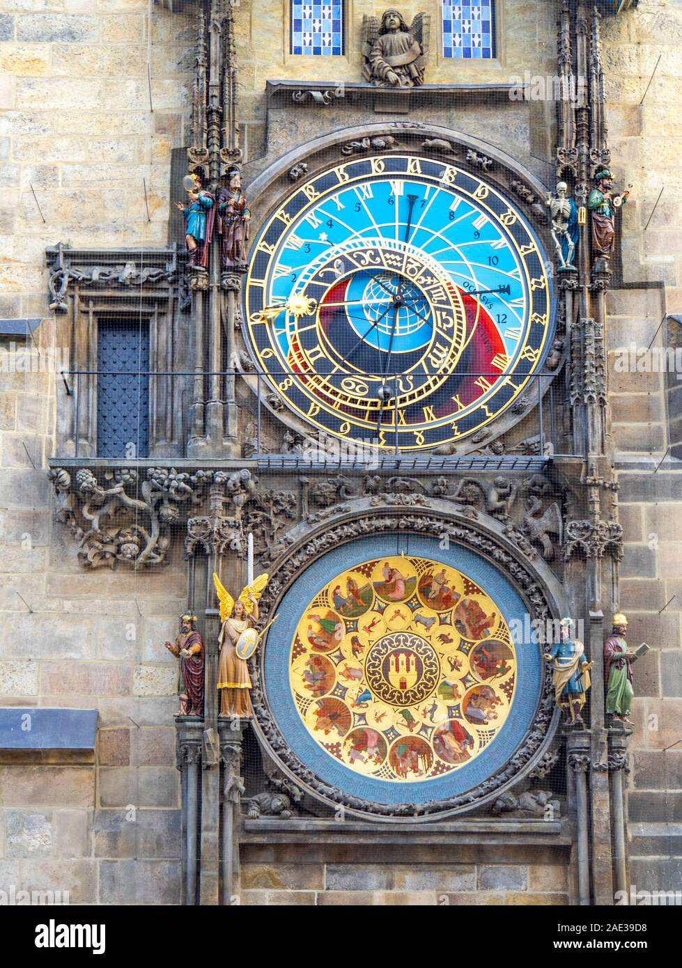 Mittelalterliche Astronomische Uhr in Prag im Alten Rathaus Clock Tower Altstädter Ring in Prag in der Tschechischen Republik Stockfoto