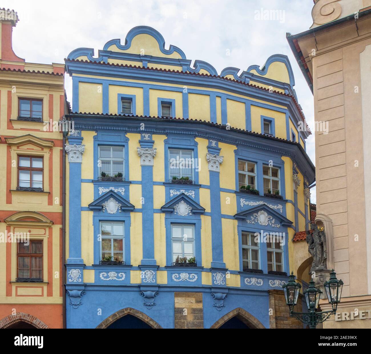 Historische Blue Goose Haus auf dem Altstädter Ring in Prag in der Tschechischen Republik. Stockfoto