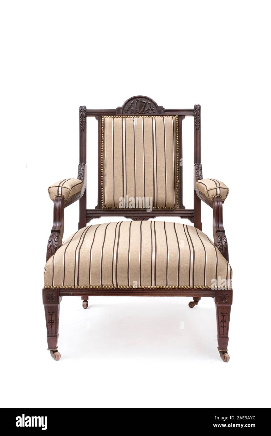 Vintage Sessel des späten 19. Jahrhunderts auf dem weißen Hintergrund Stockfoto