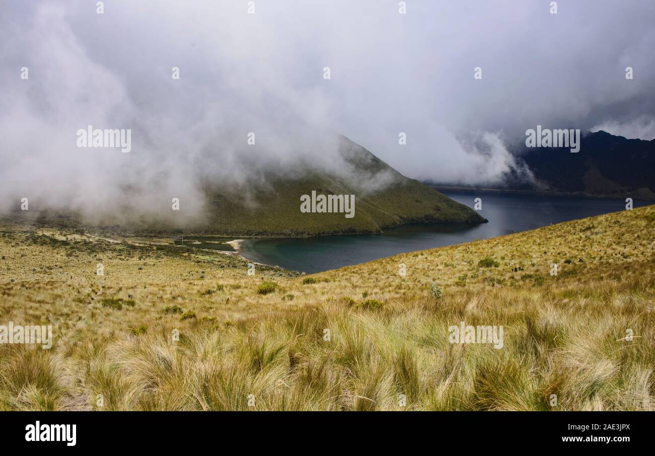 Blick von der schönen Lagunas de Mojanda aus dem Fuya Fuya Trail, Otavalo, Ecuado Stockfoto