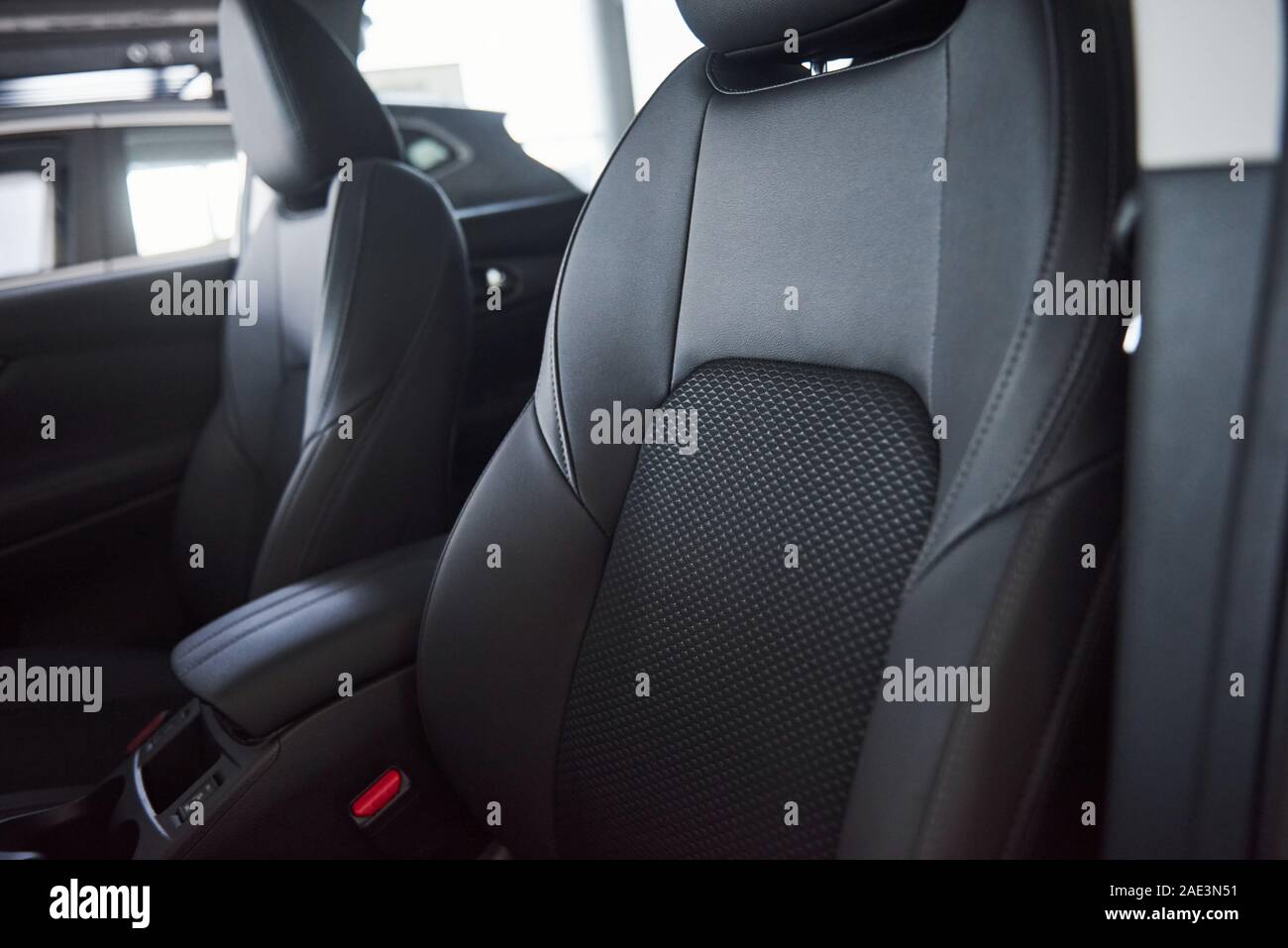 Einige gute Material. Seite Teil der neuen teuren modernen Auto, Innen erfasst Stockfoto