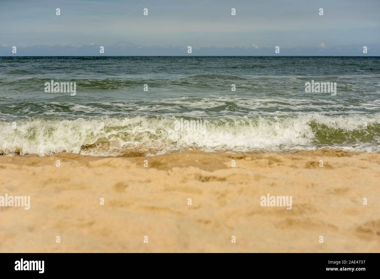 Das Branding der Ostsee vor der Küste von Mielno, Polen 2019. Stockfoto