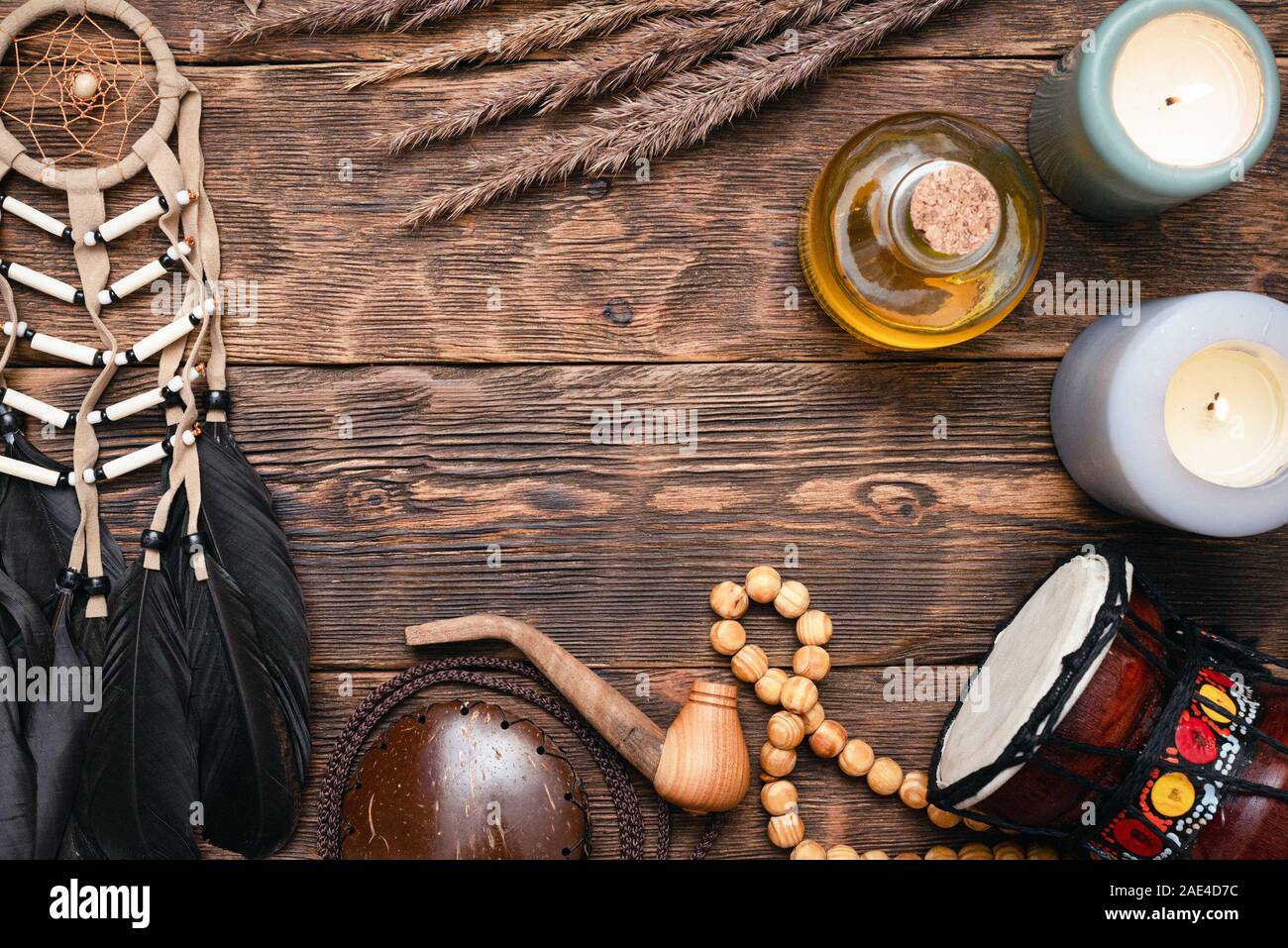 Witch Doctor oder Schamane Tabelle flachbild Hintergrund legen. Stockfoto