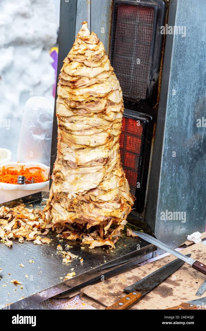 Döner ist eines das beliebteste Fast-Food-Gericht in nahöstlichen Ländern Stockfoto