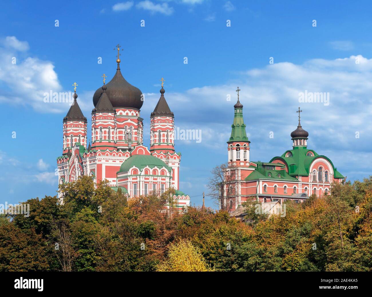 Kirche des heiligen pantaleon Fotos und Bildmaterial in hoher