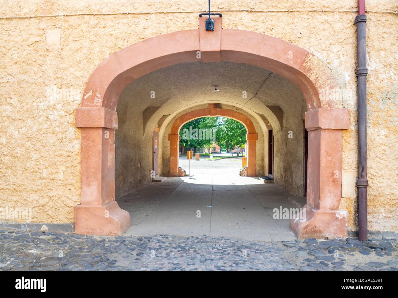 Passage Verbindungshöfe in Theresienstadt Malá pevnost kleine Festung Nazi-Konzentrationslager Terezin Tschechische Republik. Stockfoto