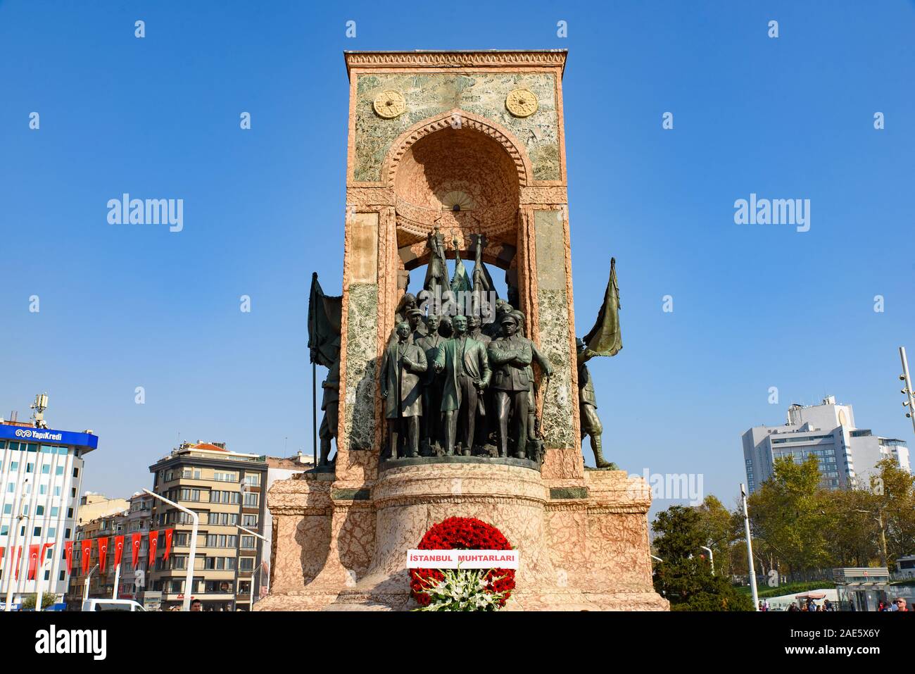 Das Denkmal der Republik auf dem Taksim-Platz in Istanbul, Türkei Stockfoto