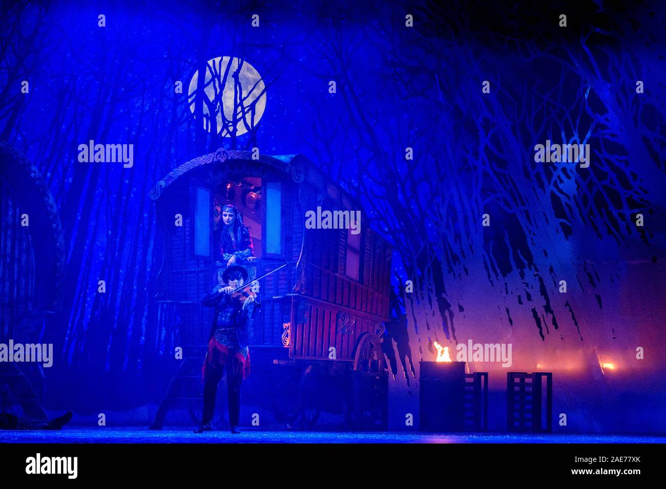 50. Jubiläumsjahr der Schottischen Ballett kommt zu einem spektakulären schließen mit der Weltpremiere der Snow Queen, Festival Theatre, Edinburgh Stockfoto