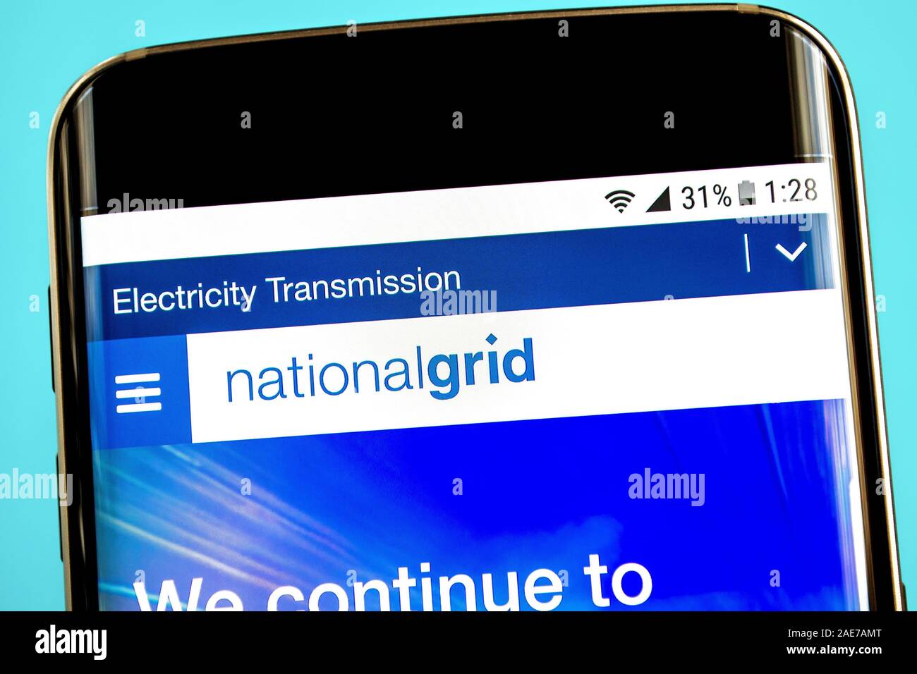Berdyansk, Ukraine - August 1, 2019: Illustrative Editorial, National Grid Homepage. National Grid Logo sichtbar auf dem Bildschirm des Telefons. Stockfoto