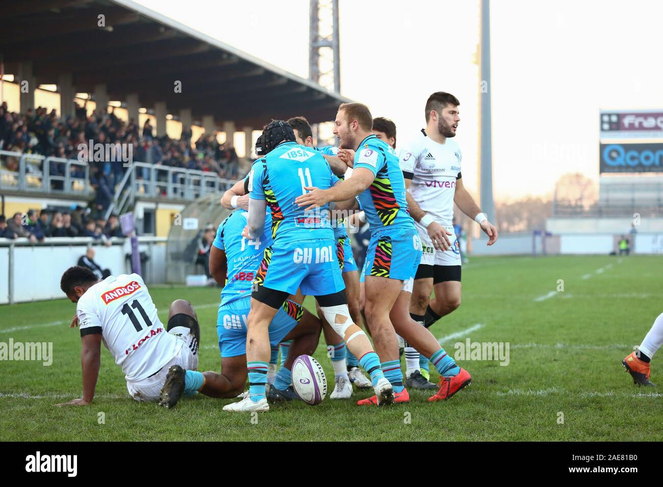 Calvisano, Italien, 07 Dez 2019, Le Zebre festeggiano der primatry während Zebre Rugby vs Brive-Rugby Challenge Cup - Kreditkarten: LPS/Massimiliano Carnabuci/Alamy leben Nachrichten Stockfoto