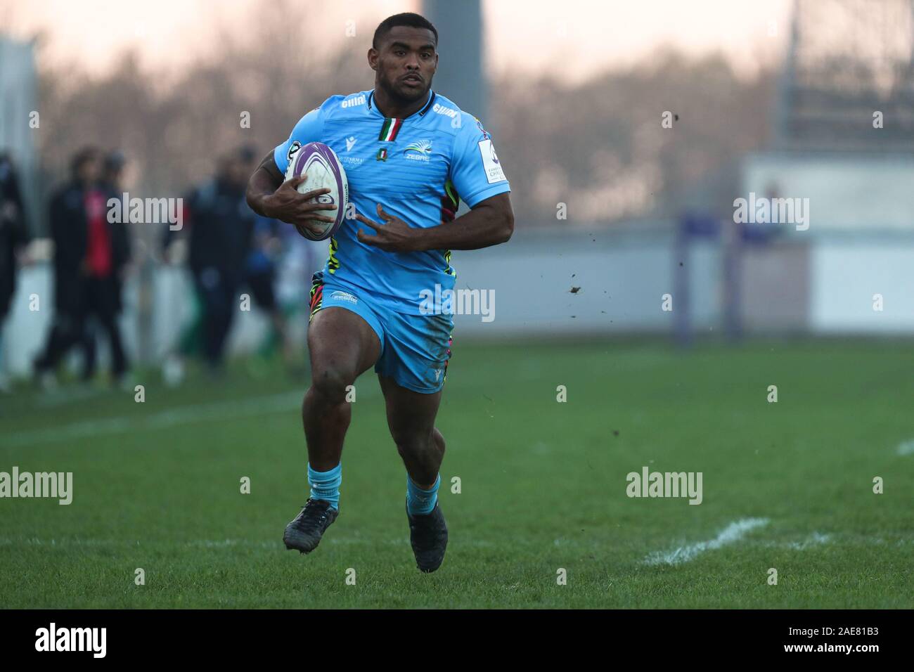 Calvisano, Italien, 07 Dez 2019, Metà von Paula balekana (zebre) während Zebre Rugby vs Brive-Rugby Challenge Cup - Kreditkarten: LPS/Massimiliano Carnabuci/Alamy leben Nachrichten Stockfoto