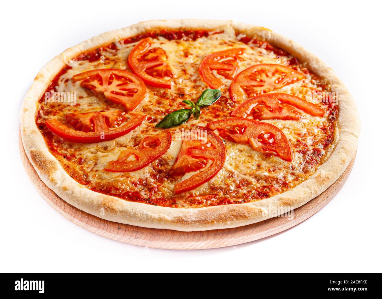 Pizza isolieren, mittelgroß, Seitenansicht. Stock Foto von Pizza. Stockfoto