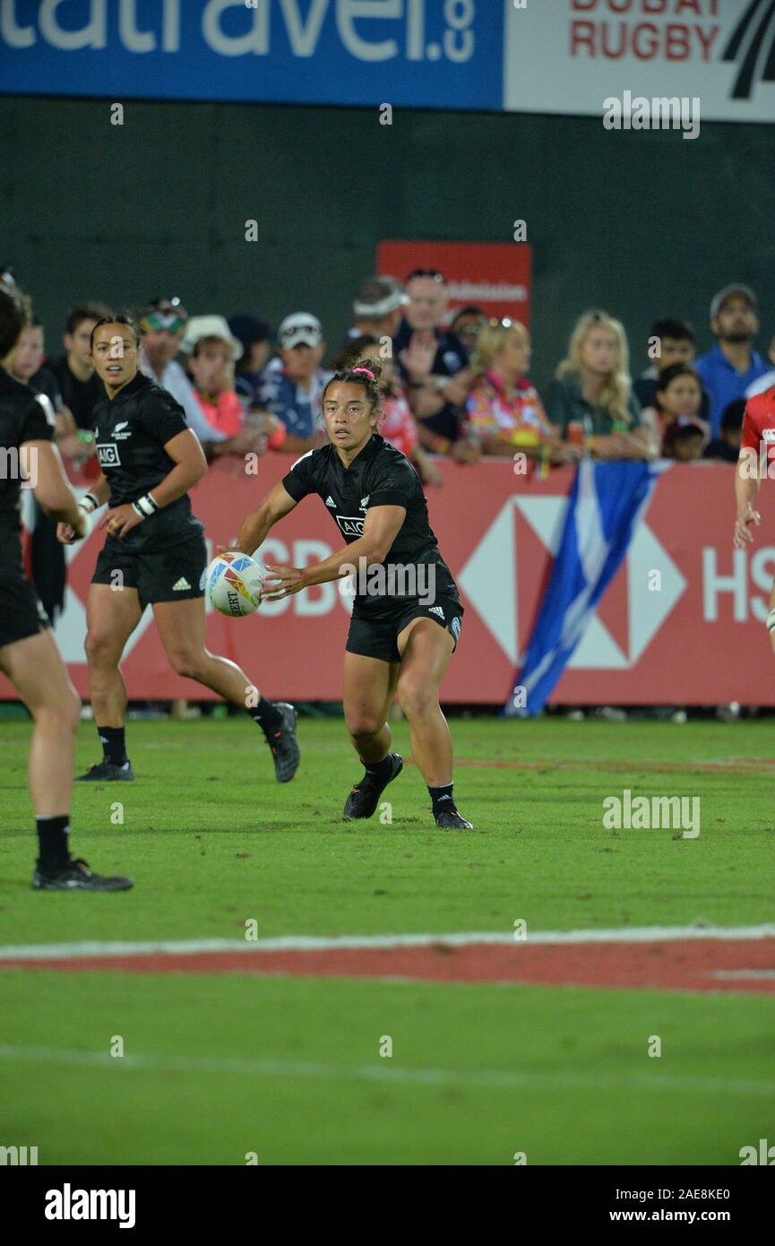 DUBAI, VAE, 7. Dez 2019. Aktion aus der Frauen Finale der 2019 Emirate Dubai Rugby Sevens Turnier, Teil der 2019 HSBC World Series. Neuseeland besiegt Kanada 17 - 14 die Frauen endgültig zu gewinnen. Stockfoto