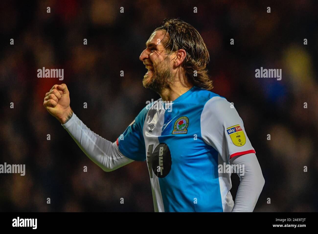 7. Dezember 2019, Ewood Park, Blackburn, England; Sky Bet Meisterschaft, Blackburn Rovers v Derby County: Danny Graham (10), Blackburn Rovers feiert sein Team unter der Leitung: Simon Whitehead/News Bilder Stockfoto