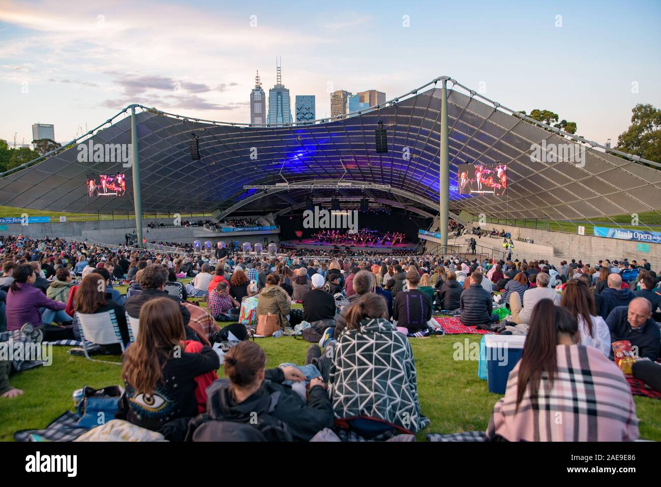 Mazda Oper in die Schüssel in der Sidney Myer Musik Schüssel in Melbourne, Australien Stockfoto