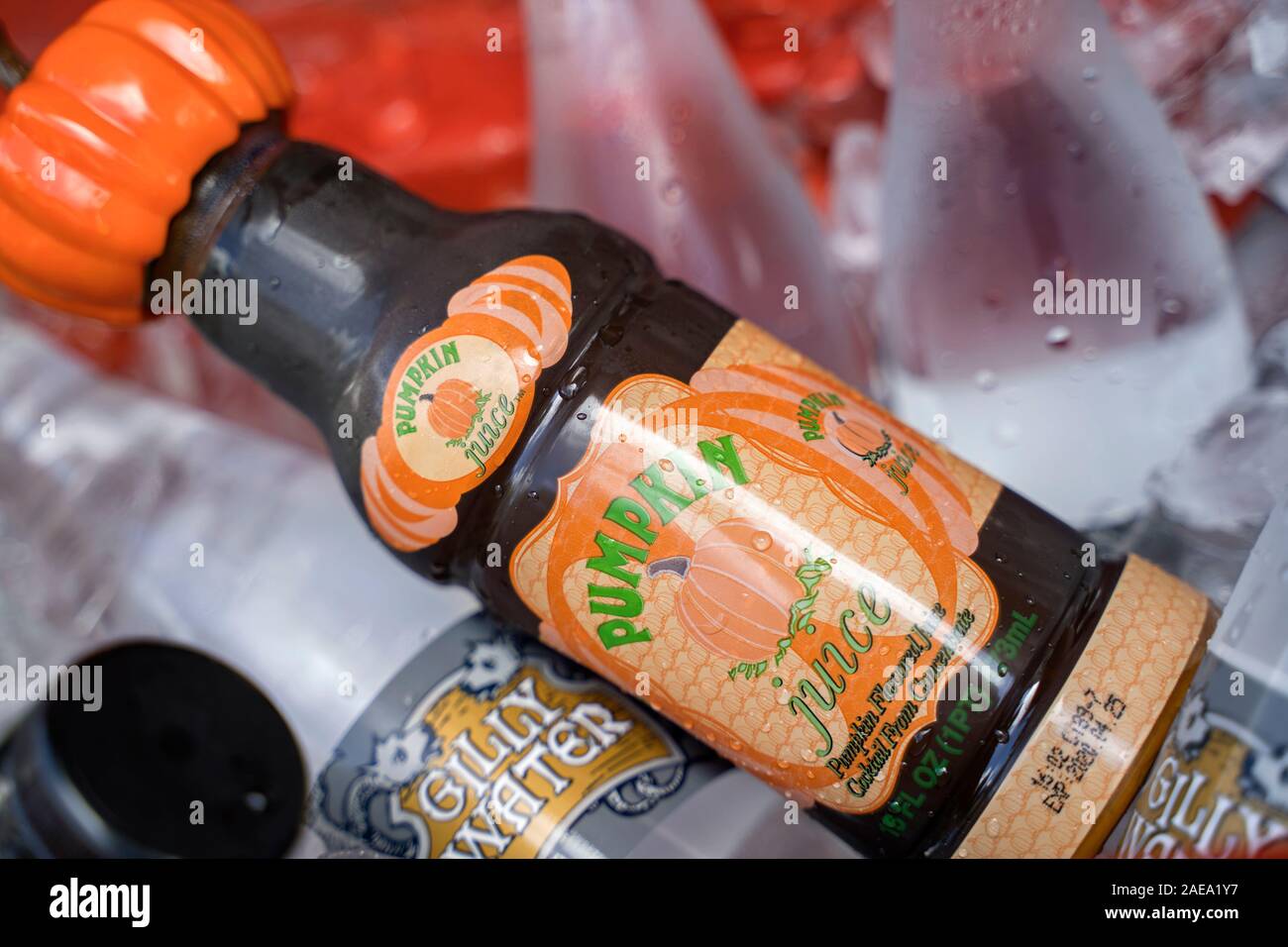 Gillywater und Kürbis Saft Flasche, Zauberwelt von Harry Potter, Insel der Abenteuer, Hogsmeade, Universal Studios, Orlando, Florida, USA Stockfoto