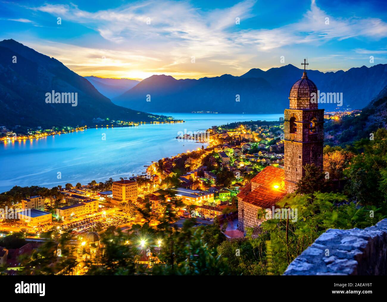 Kirche Unserer Lieben Frau von Remedy in Kotor bei Sonnenuntergang Stockfoto