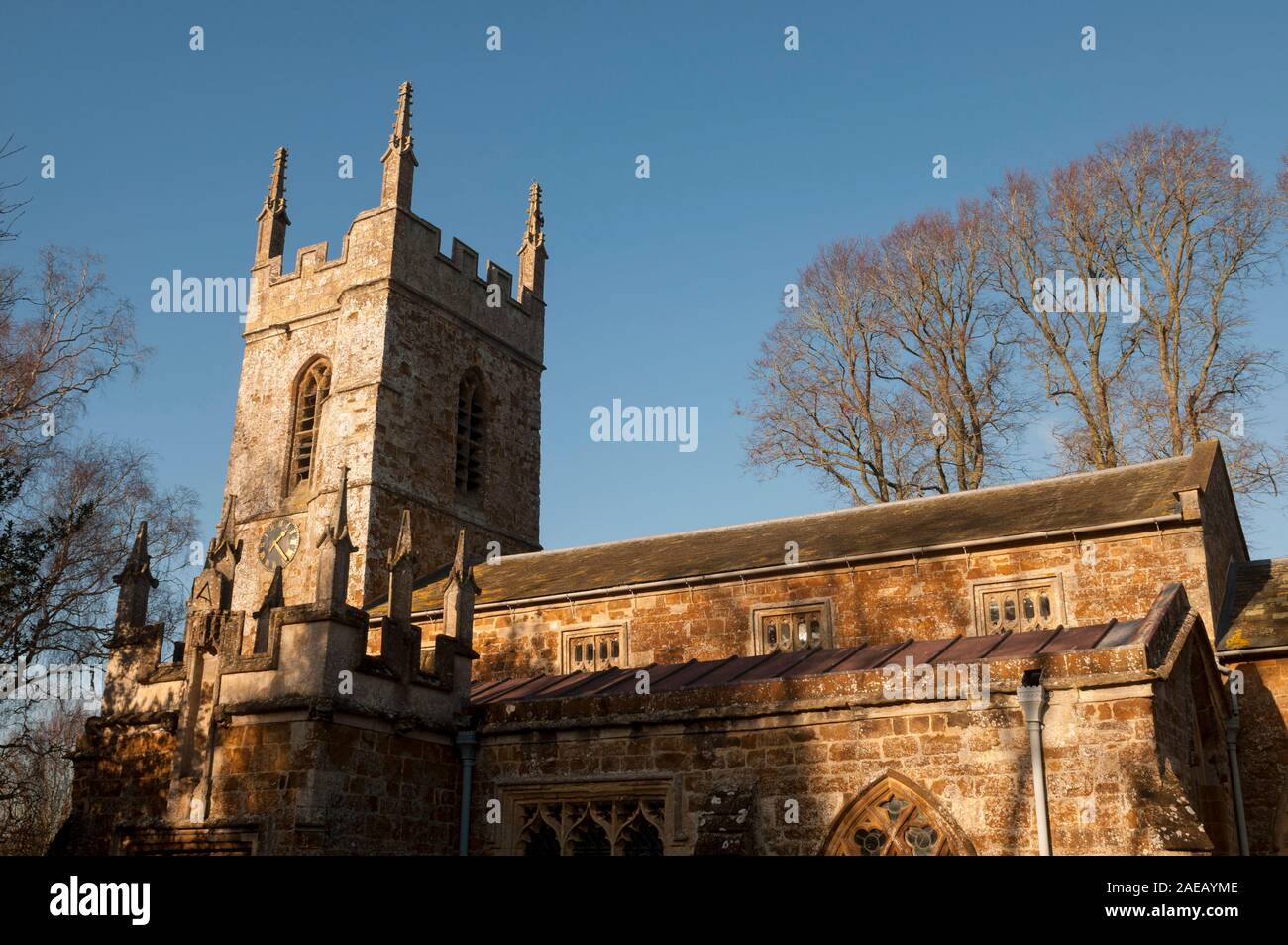 St. Peter ad Vincula Kirche im Winter, South Newington, Oxfordshire, England, Großbritannien Stockfoto