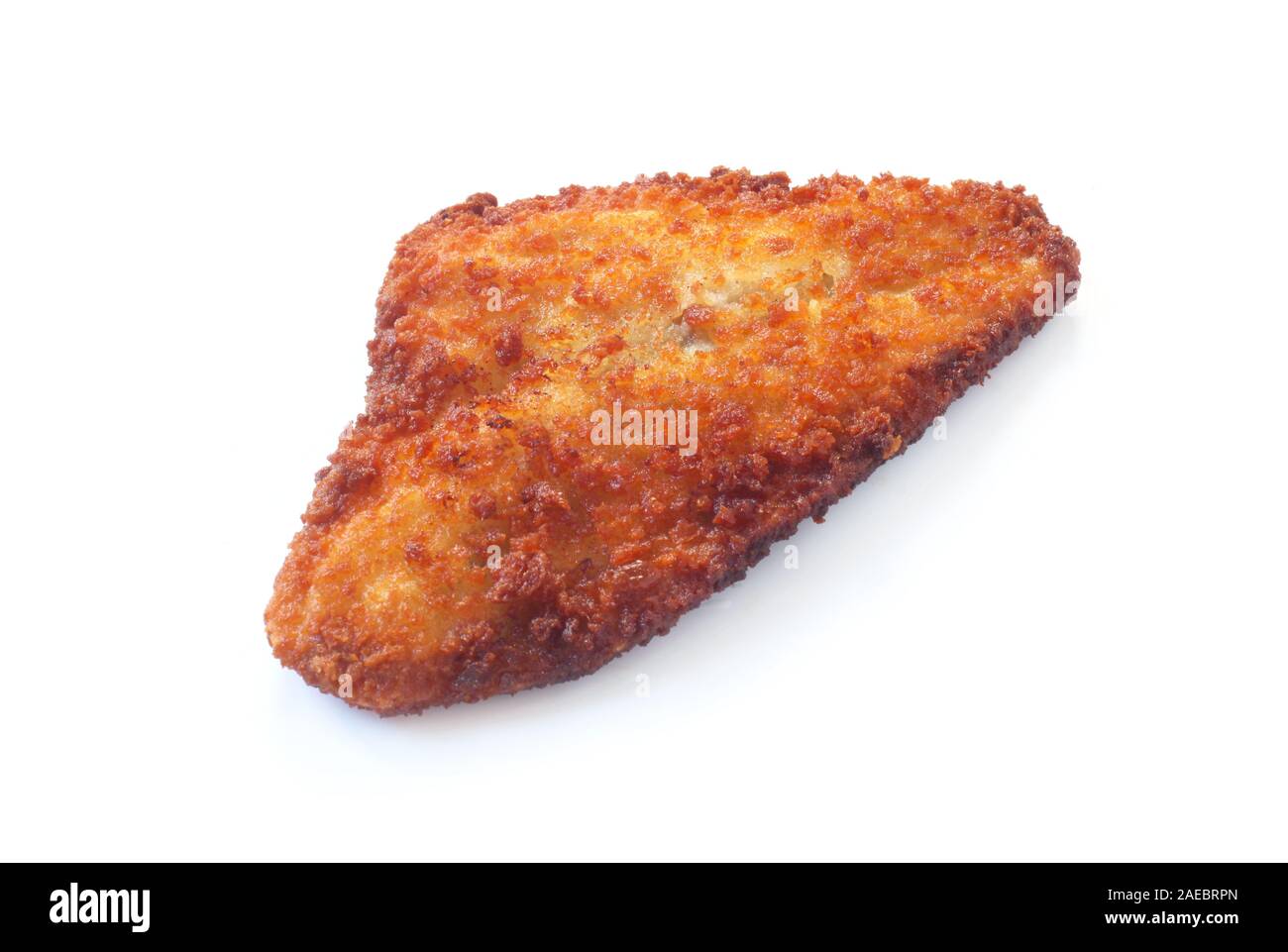 Panierte Stück Scholle isoliert auf weißem Stockfoto