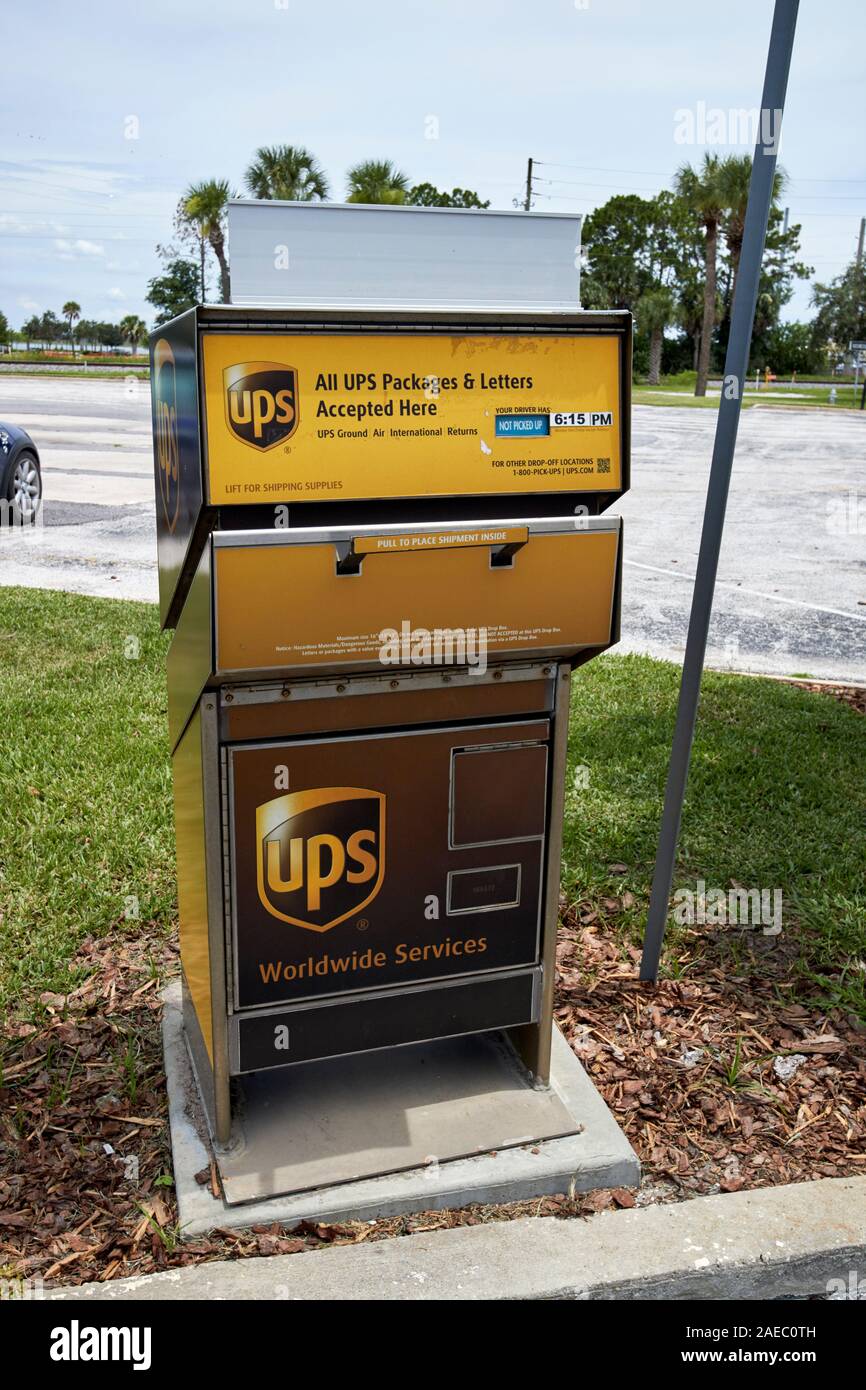 Ups-Paket Drop Box kissimmee Florida USA Stockfotografie - Alamy