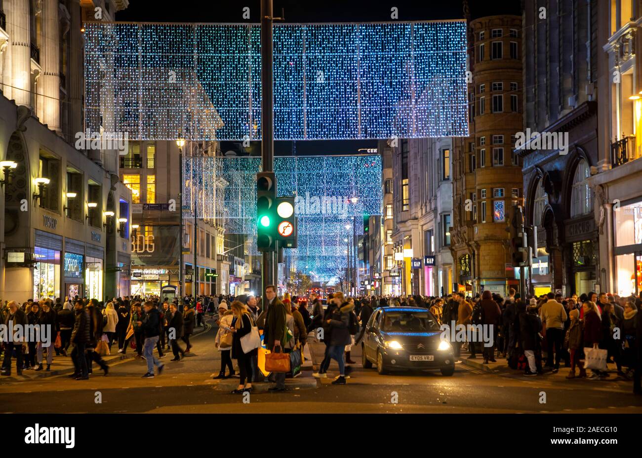 London, Weihnachtszeit, Einkaufsstraße Oxford Street, Licht Dekoration, Stockfoto