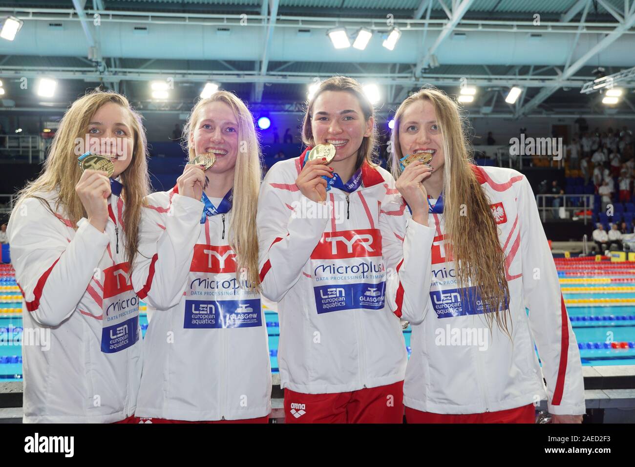 Glasgow, UK. 8 Dez, 2019. Polen gewinnt Gold in der 4 x 50 Medley Endrunde auf LEN Europäischen kurzen Kurs Schwimmen Meisterschaften 2019, Glasgow, UK. Credit: Pawel Pietraszewski/Alamy leben Nachrichten Stockfoto