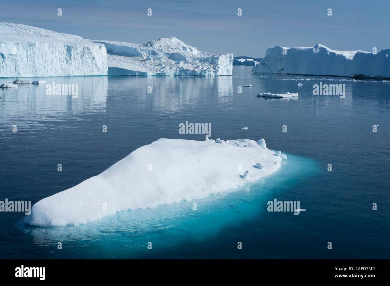 Schmelzende Eisberge in Westgrönland. Das Klima ändert sich. Stockfoto