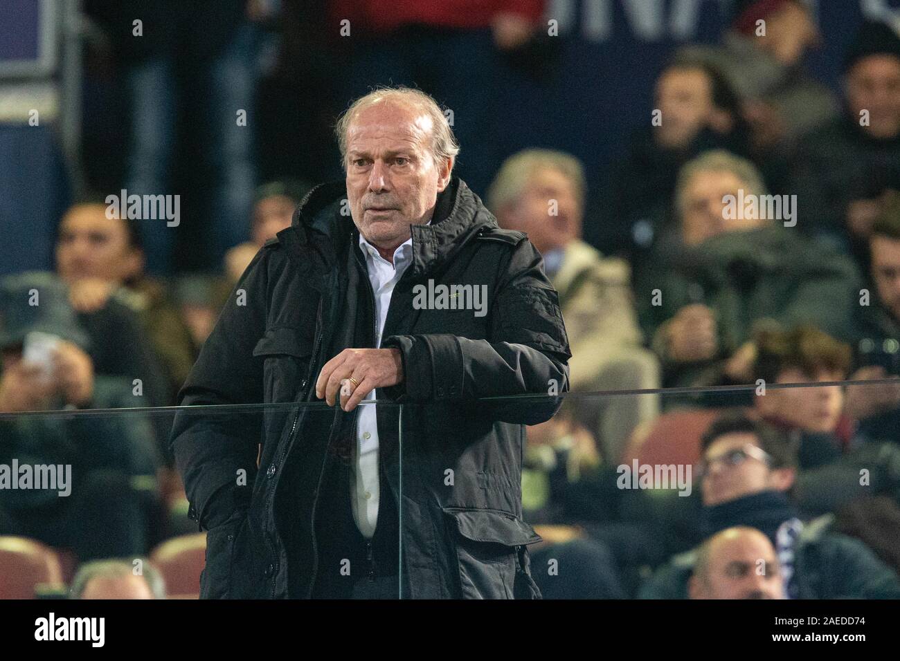 Bologna, Italien. 8 Dez, 2019. Walter sabatiniduring Bologna gegen Mailand, italienische Fußball Serie A Männer Meisterschaft in Bologna, Italien, 08. Dezember 2019 - LPS/Francesco Scaccianoce Credit: Francesco Scaccianoce/LPS/ZUMA Draht/Alamy leben Nachrichten Stockfoto