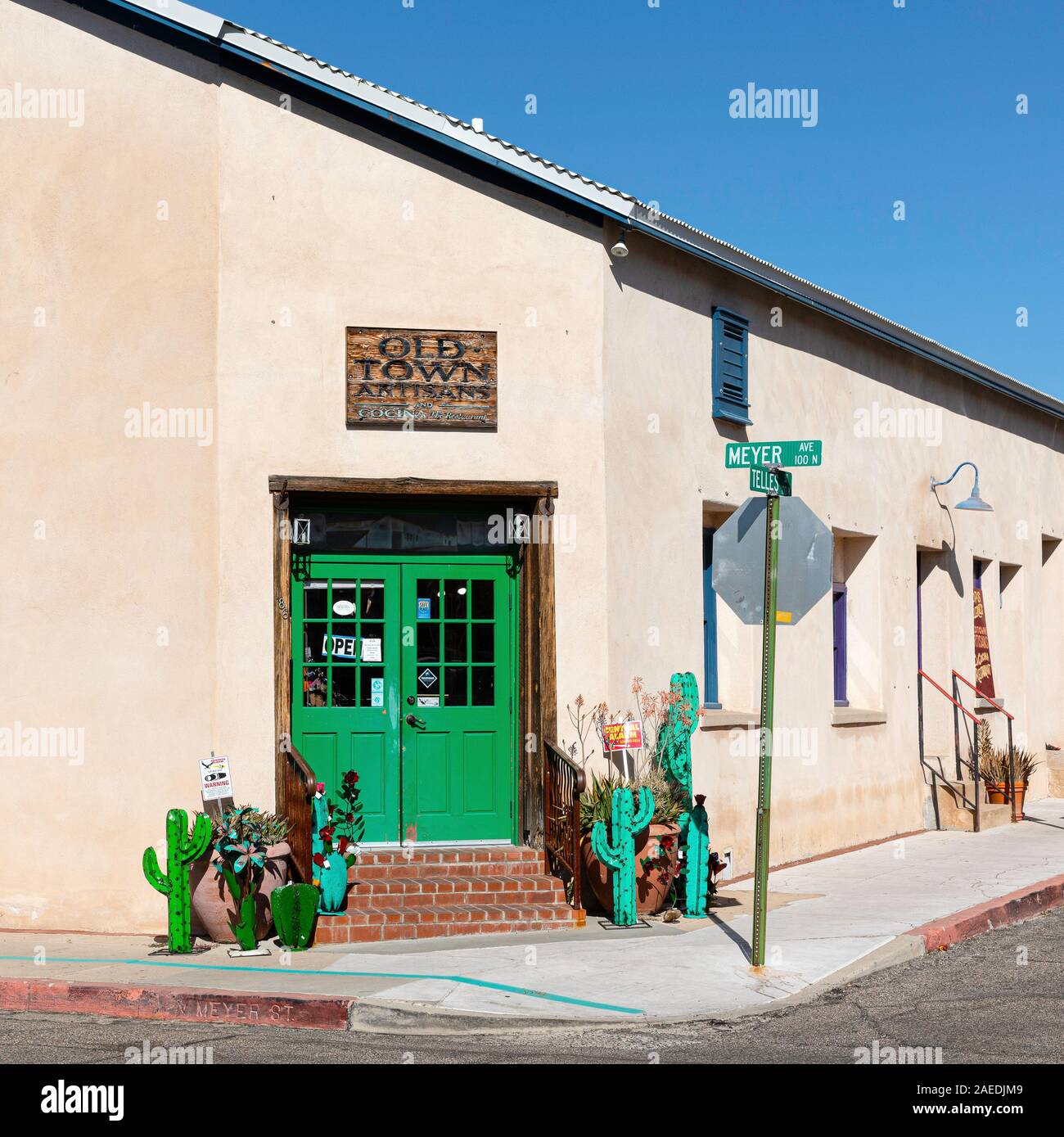 Altstadt Handwerker, Eingang, eine Sammlung von kleinen Geschäften, lokalen Künstlern, Downtown, Tucson Arizona Stockfoto