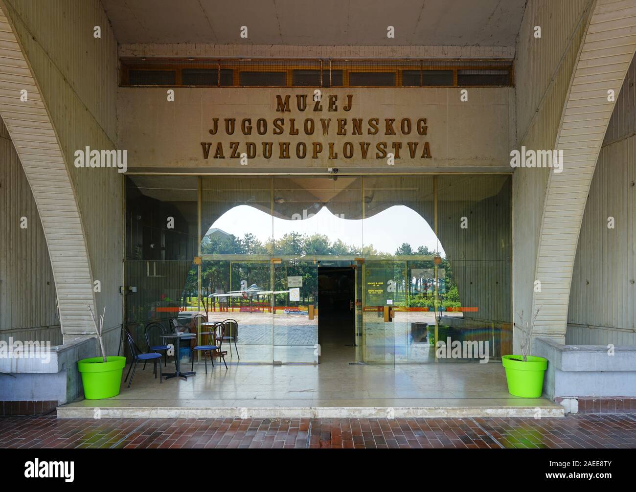 Belgrad, SERBIEN-19 Jun 2019 - Blick auf das Wahrzeichen Aeronautical Museum Belgrad (Ehemaligen jugoslawischen Luftfahrttechnischen Museum) Neben der Belgrader Ni entfernt Stockfoto