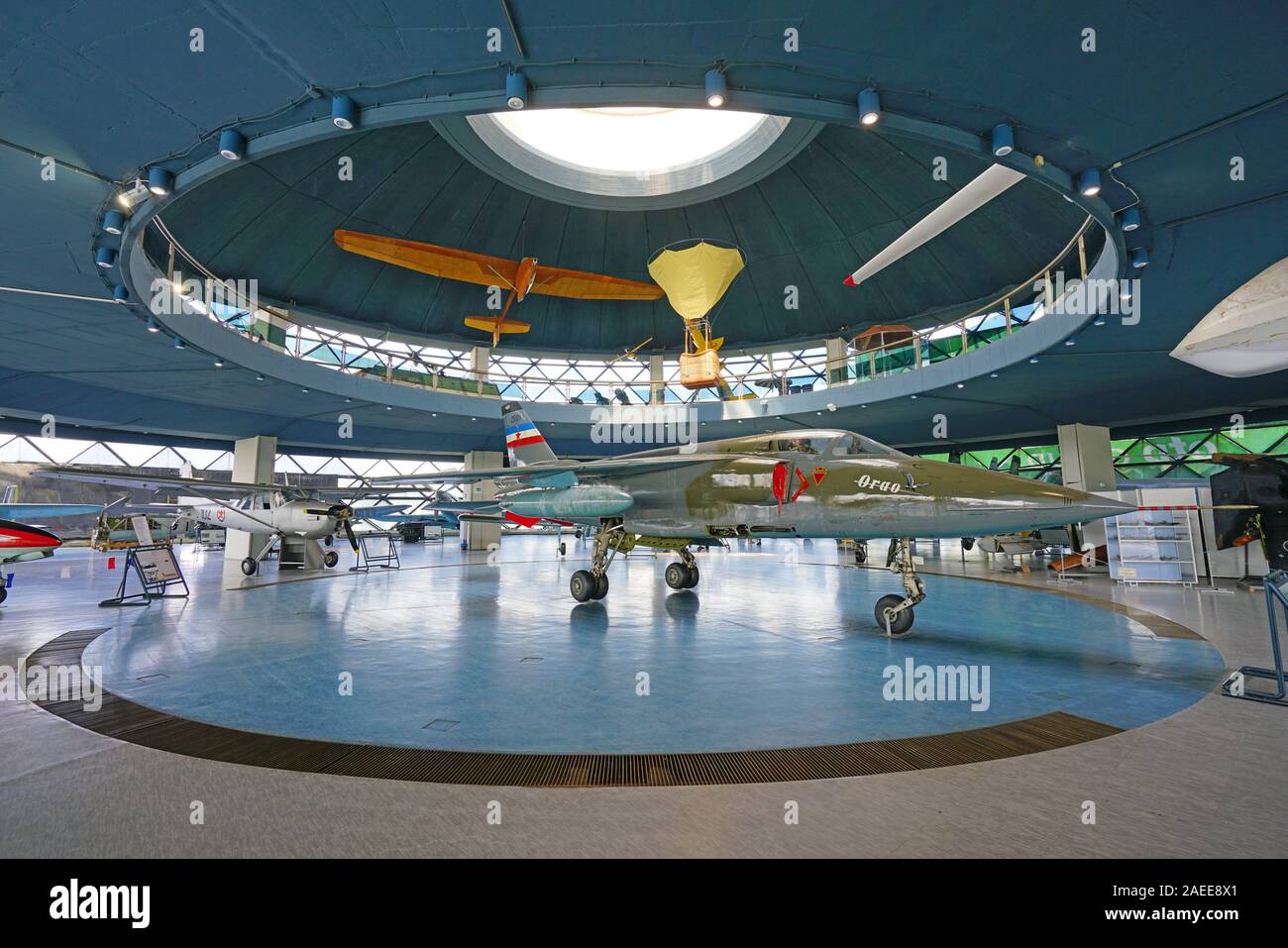Belgrad, SERBIEN-19 Jun 2019 - Blick auf das Wahrzeichen Aeronautical Museum Belgrad (Ehemaligen jugoslawischen Luftfahrttechnischen Museum) Neben der Belgrader Ni entfernt Stockfoto