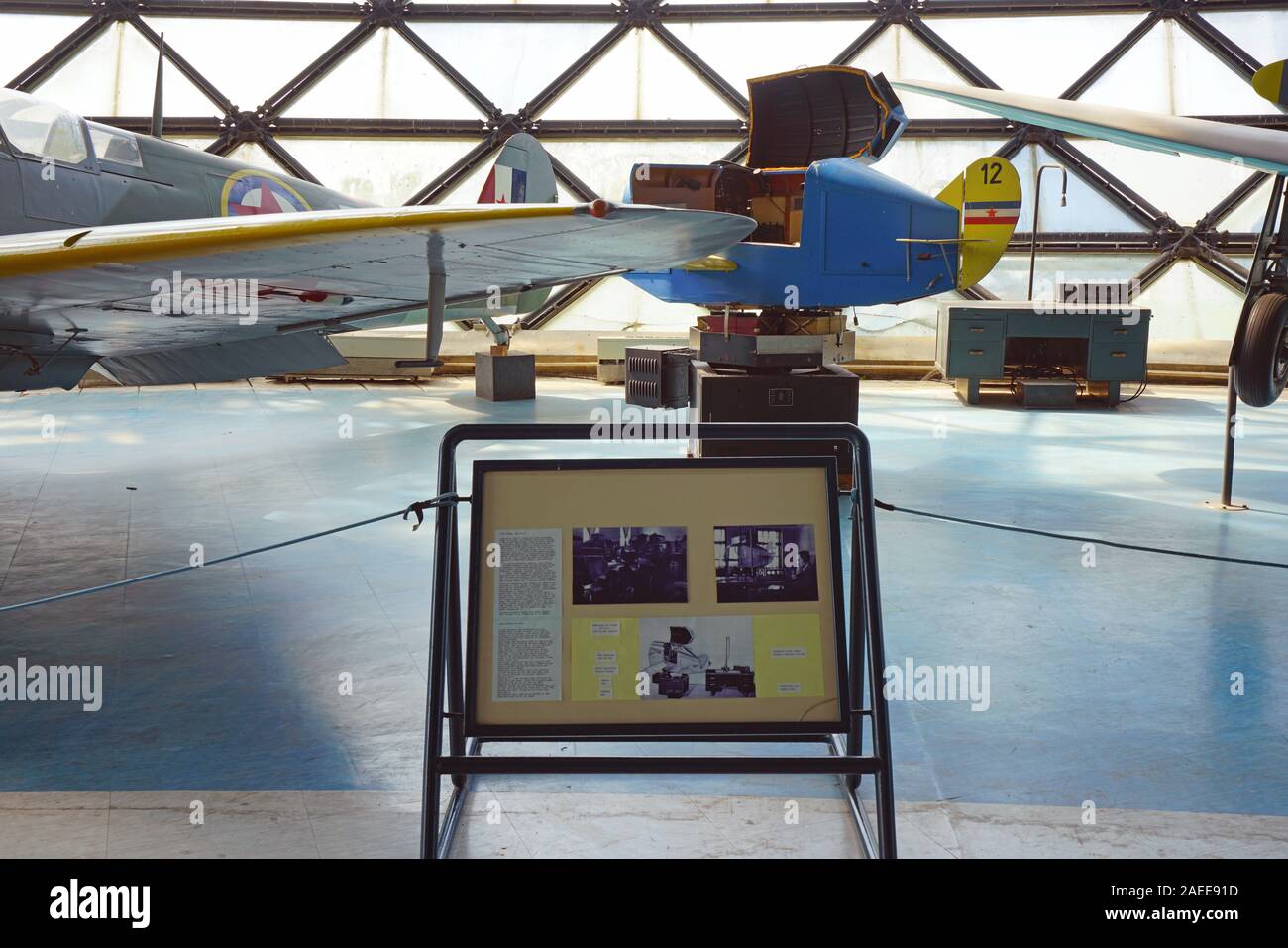 Belgrad, SERBIEN-19 Jun 2019 - Blick auf das Wahrzeichen Aeronautical Museum Belgrad (Ehemaligen jugoslawischen Luftfahrttechnischen Museum) Neben der Belgrader Ni entfernt Stockfoto