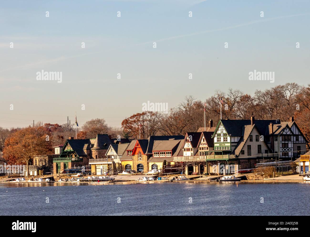 Philadelphia, Pennsylvania - November 26, 2019: Boathouse Row in Fairmount Park, Philadelphia, Pennsylvania Stockfoto