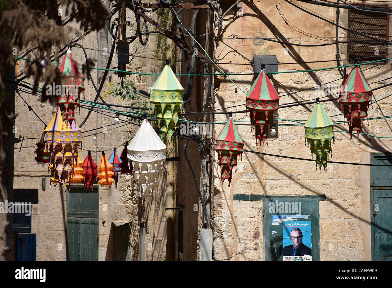 Ramadan Dekorationen hängen in Nazareth Israel im Juni 2019 Stockfoto