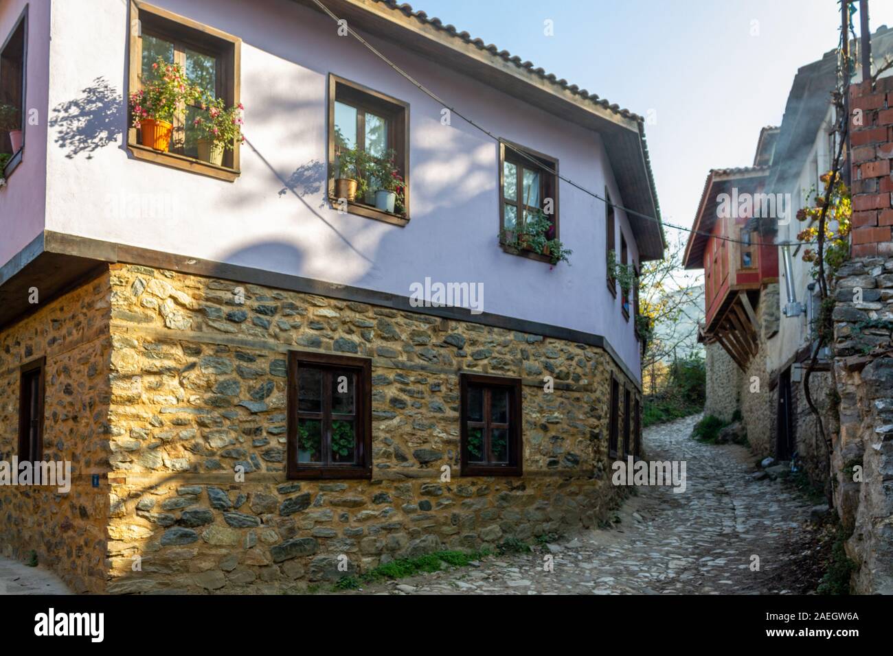 Dorf Cumalikizik, Bursa/Türkei - vom 19. November 2019: Der Bursa historischen osmanischen Dorf. Cumalikizik UNESCO Weltkulturerbe ist. Stockfoto
