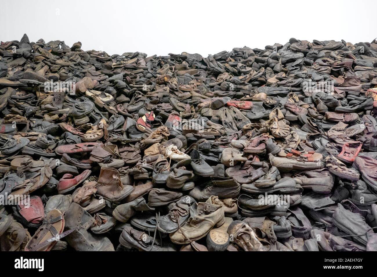 Schuhe und Schuhe, die die Gefangenen nun auf der Konzentrationslager Auschwitz I Polen - Konzentrationslager Auschwitz. Eine ehemalige polnische Ar Stockfoto