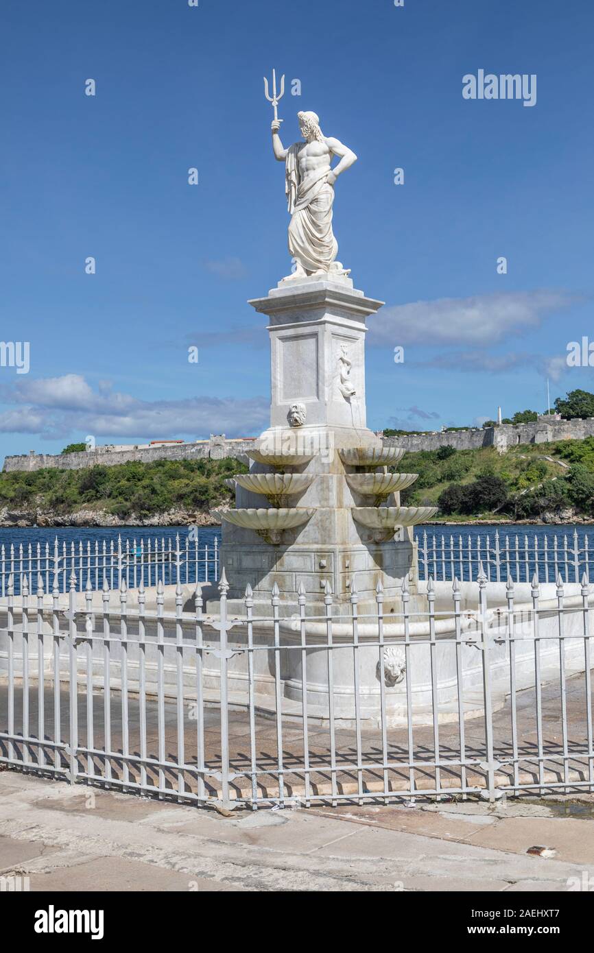 Statue von Poseidon (Neptun), die Bucht von Havanna, Kuba. Stockfoto