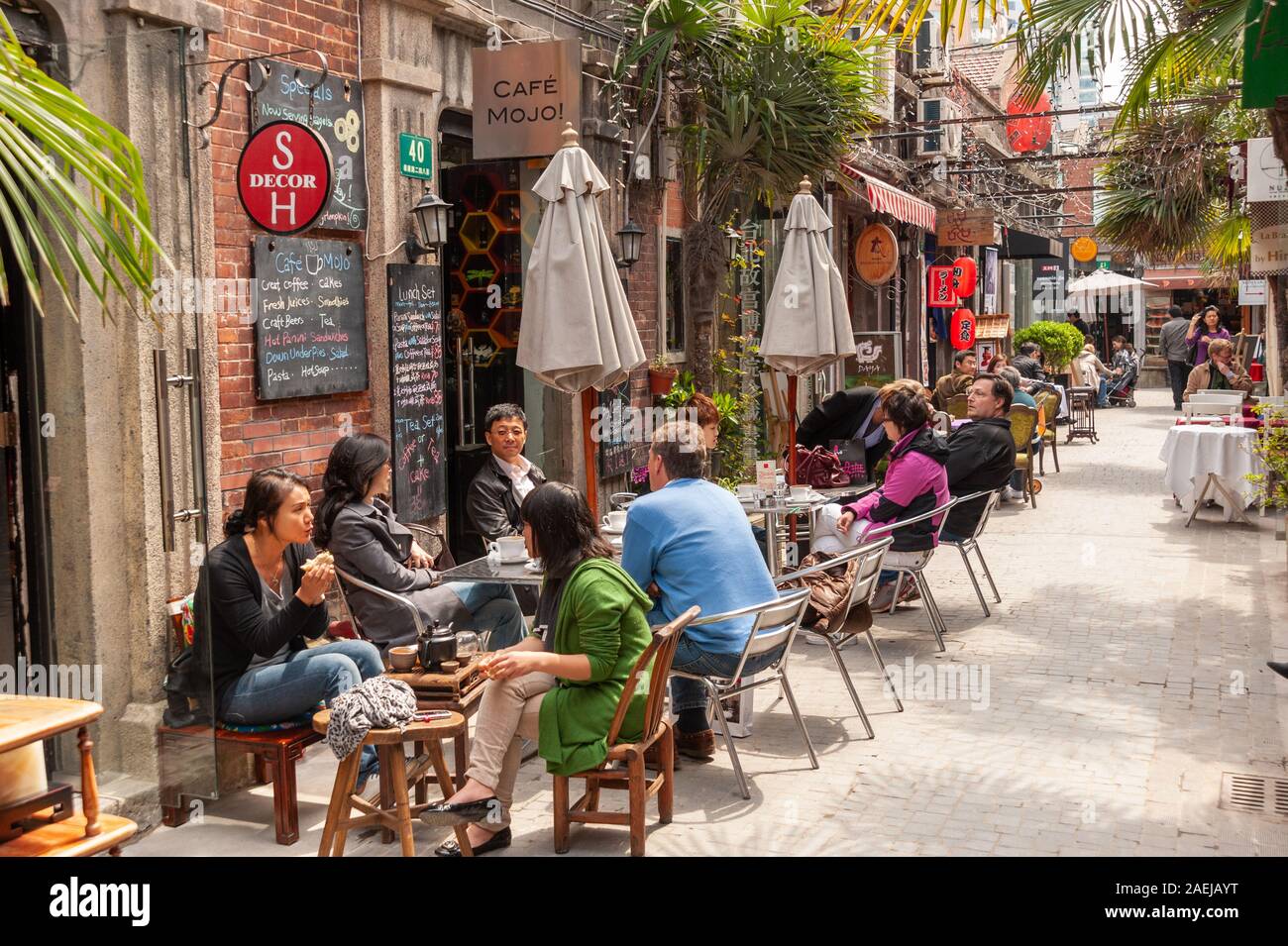 Cafe in der Taikang Road, Shanghai, China Stockfoto