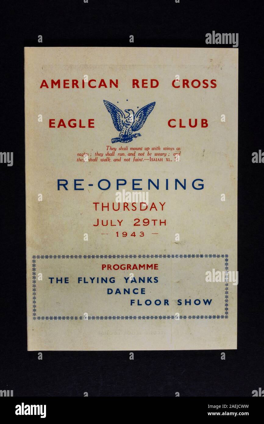 American Red Cross Eagle Club, Einladung zur Wiedereröffnung, Replikat-Erinnerungsstücke aus dem zweiten Weltkrieg, die Amerikaner ("Yanks") in Großbritannien betreffen. Stockfoto