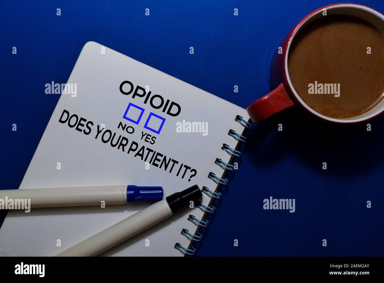 Opioid, hat Ihr Patient? Ja oder Nein auf Büro Hintergrund Stockfoto