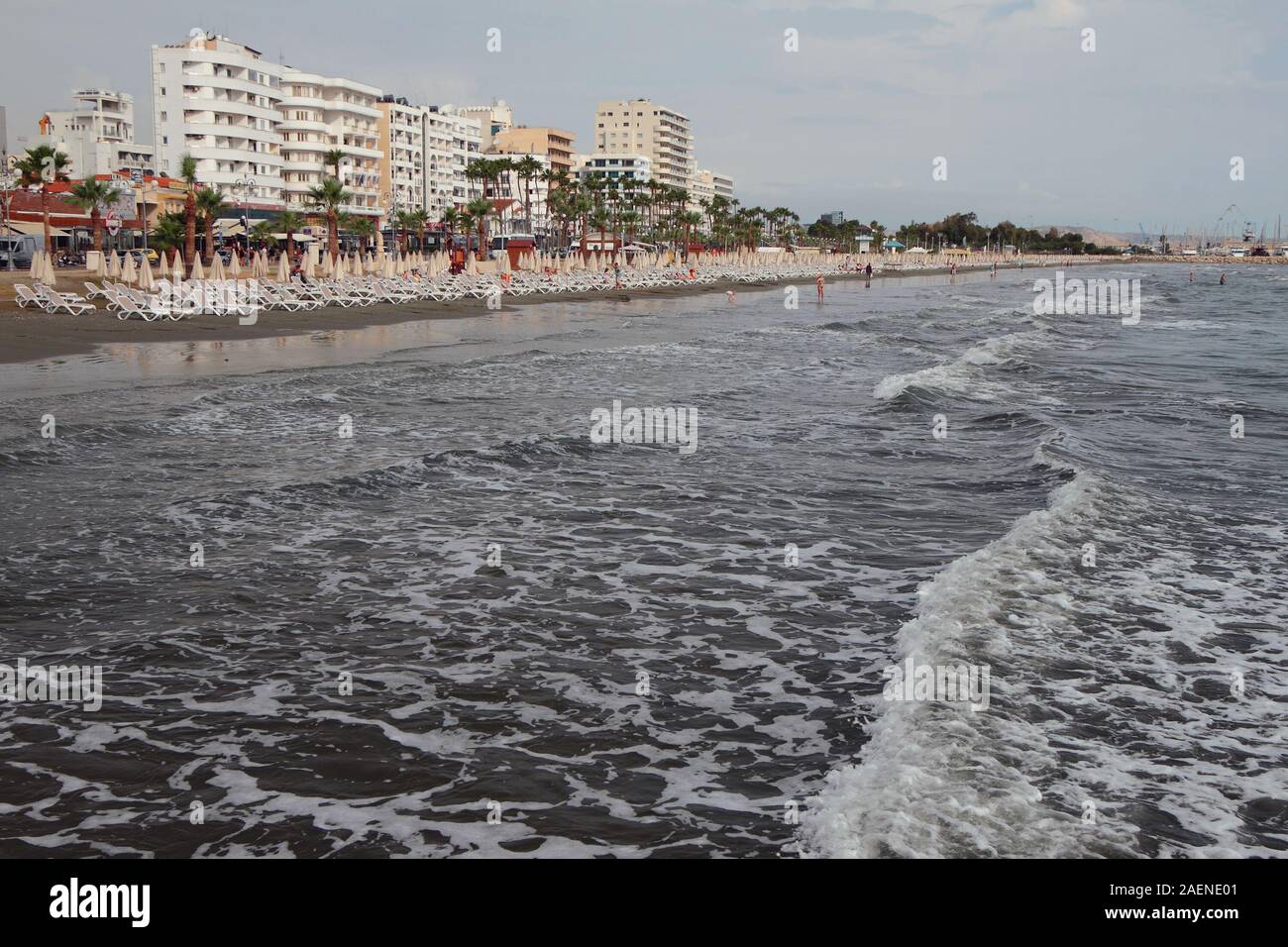 Resort Stadt am Meer. Larnaca, Zypern Stockfoto