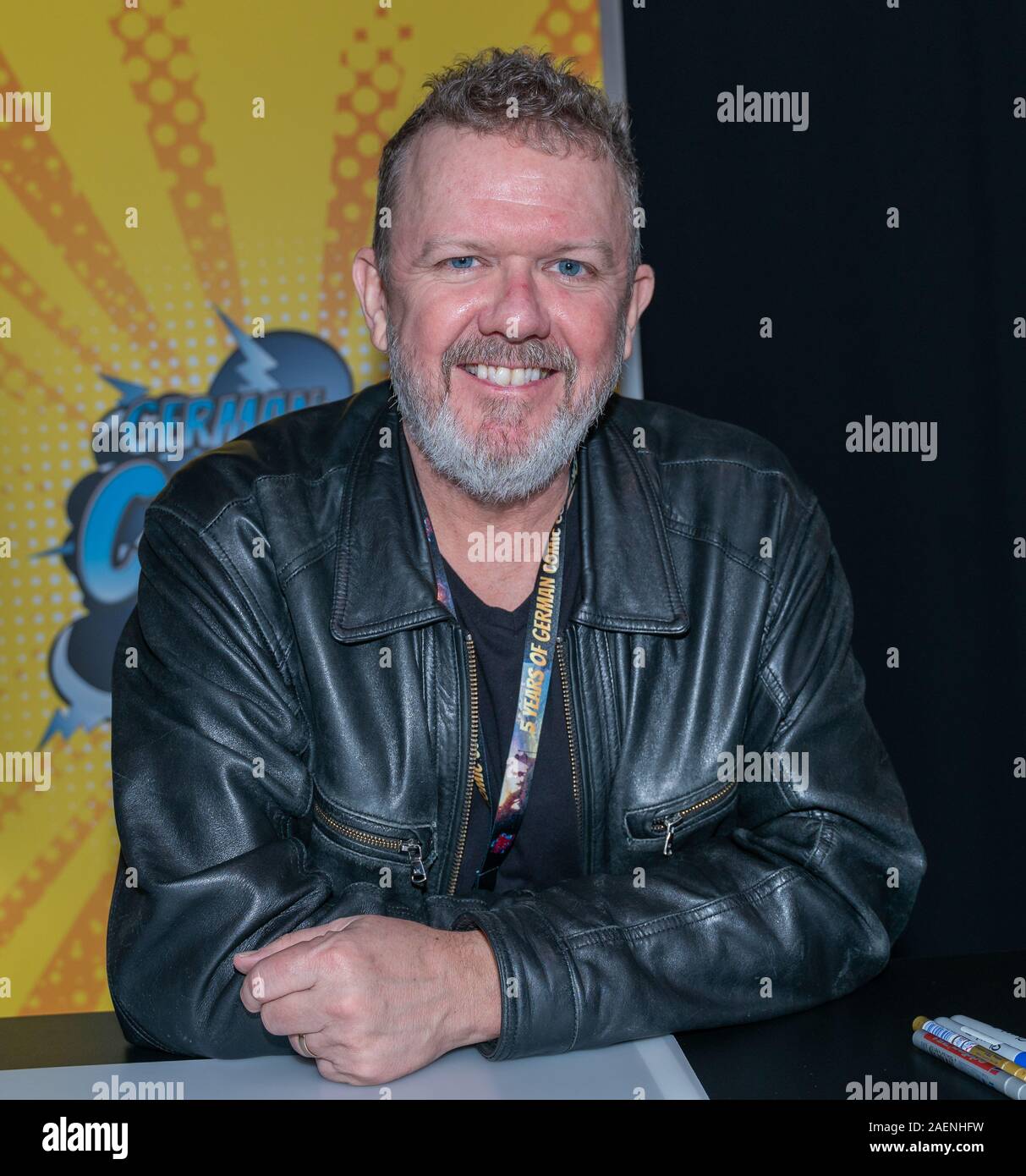 DORTMUND, Deutschland - 8. Dezember 2019: Robert MacNaughton (* 1966, US-amerikanischer Schauspieler - E.T.) an deutschen Comic Con Dortmund, einem zweitägigen Fan Convention Stockfoto