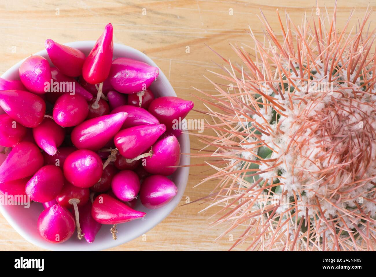 Pitiguey Rosa Frucht Schwarz Hintergrund Stockfoto