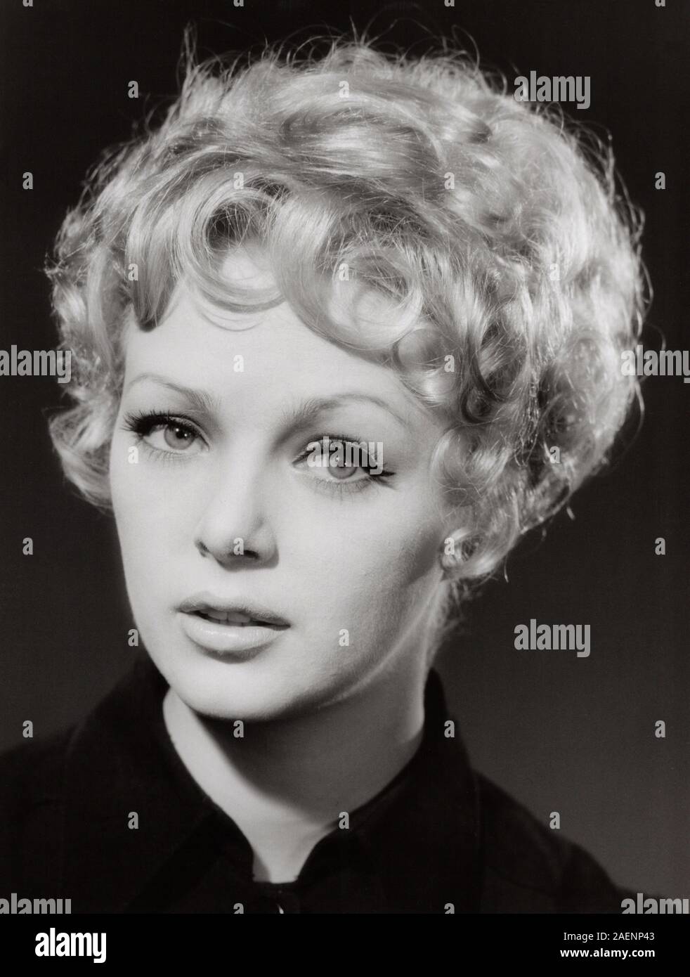 Barbara Schöne, deutsche Plant und Sängerin, Deutschland Ende 1960er Jahre. Die deutsche Schauspielerin und Sängerin Barbara Schoene, Deutschland Ende der 1960er Jahre. Stockfoto