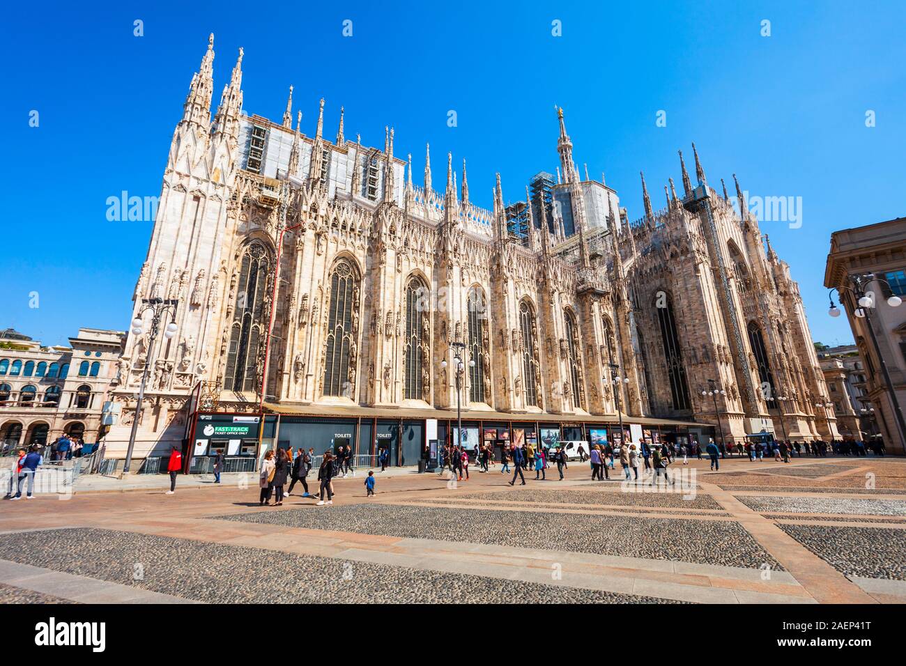 Mailand, Italien - 09 April, 2019: Mailänder Dom oder Duomo di Milano ist die Kathedrale an der Piazza del Duomo in Mailand Stadt in Ital entfernt Stockfoto