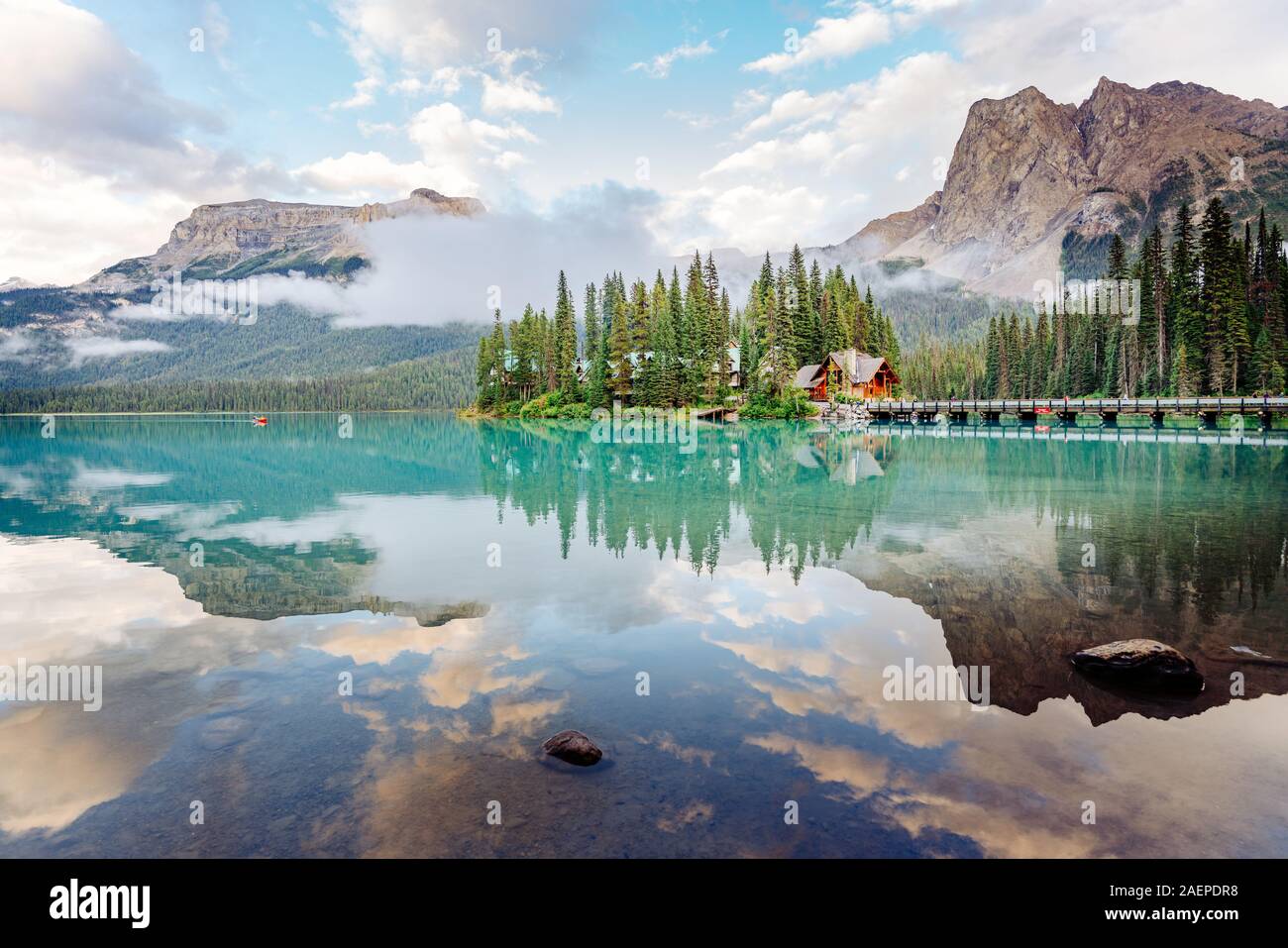 Schöne Reflexion an Emerald Lake, Yoho National Park, British Columbia, Kanada Stockfoto