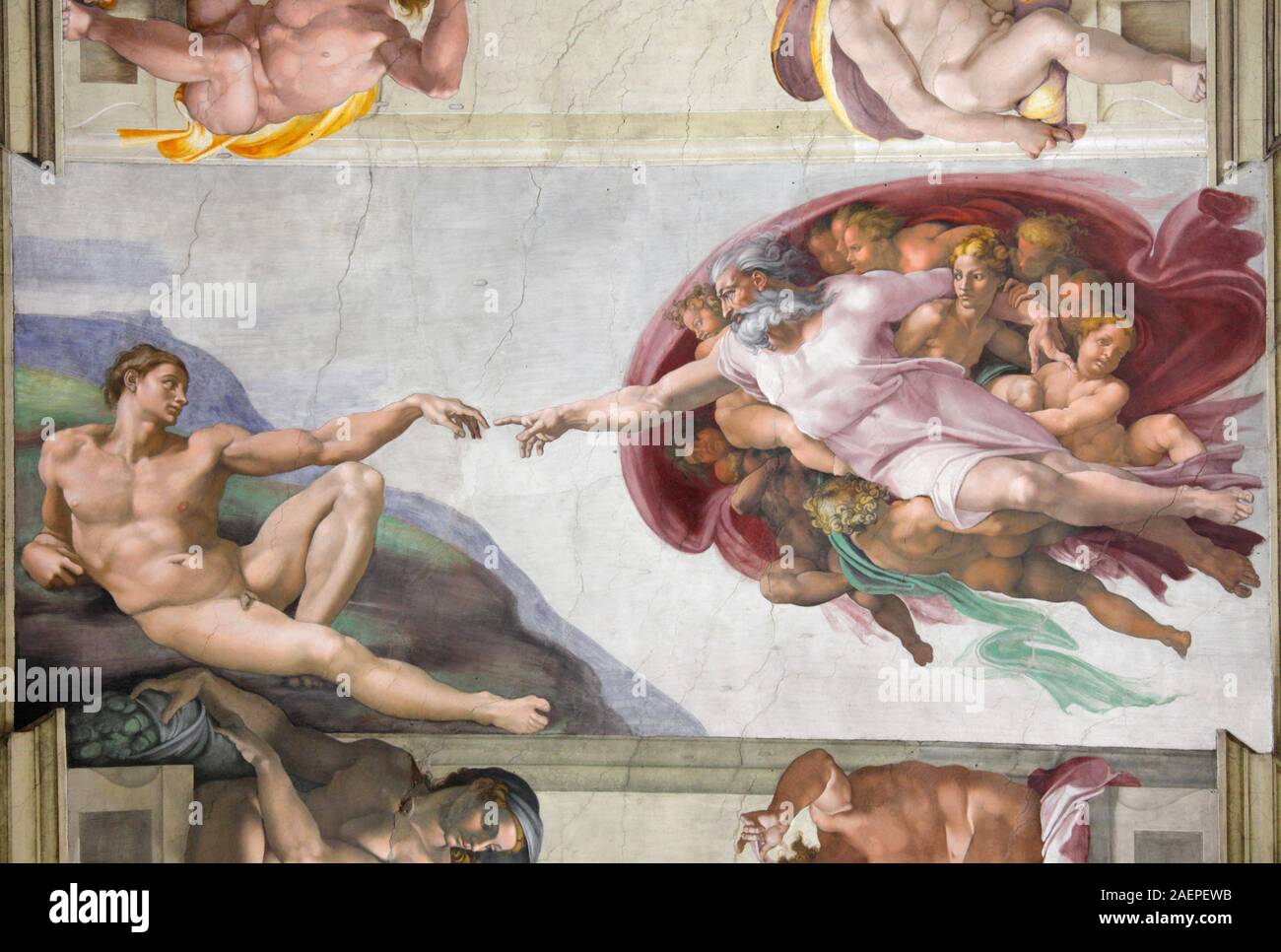 Die Erschaffung Adams von Michelangelo in der Sixtinischen Kapelle, Vatikan, Rom, Italien Stockfoto