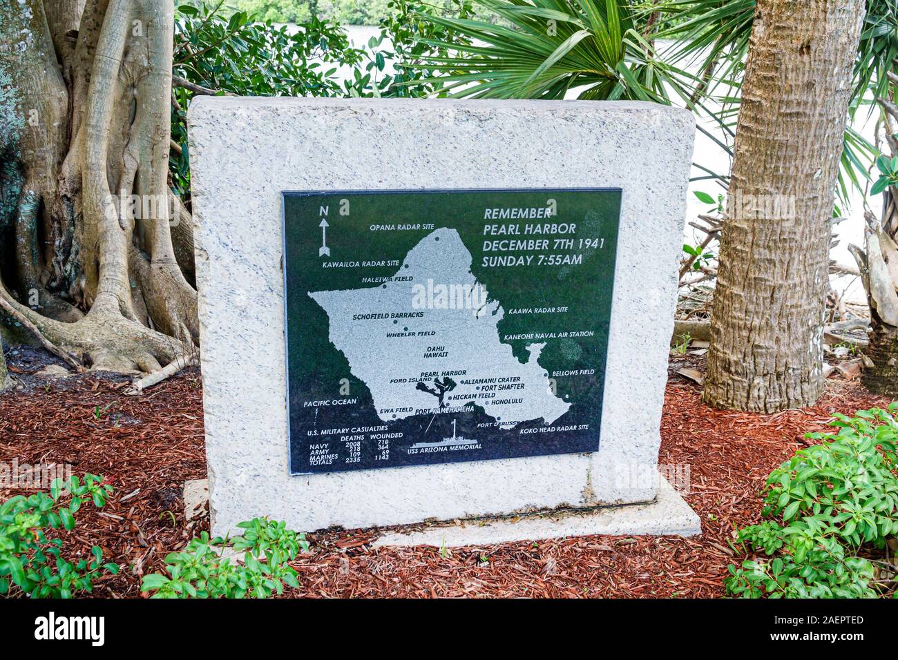 Port St. Saint Lucie Florida, North Fork St. Saint Lucie River Aquatic Preserve, Veterans Memorial Park, Pearl Harbor Memorial Monument, FL190920019 Stockfoto