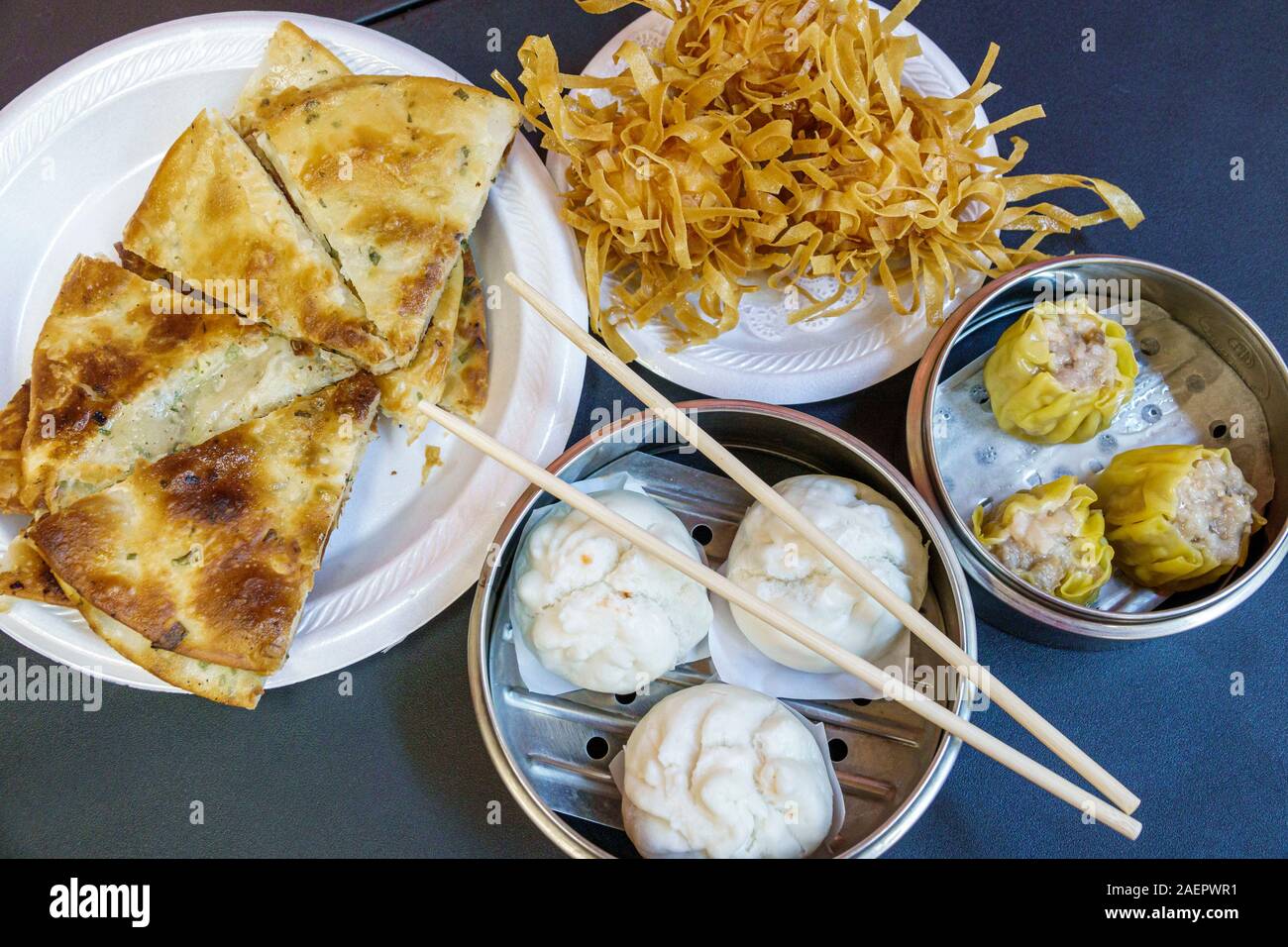 Orlando Florida, East Colonial Drive, Little Vietnam, Asian, iFresh Market, Inside, Kaikai Dim Sum & BBQ, Imbissstand, Dim Sum, Bao, Siu Mai, Dumpli Stockfoto