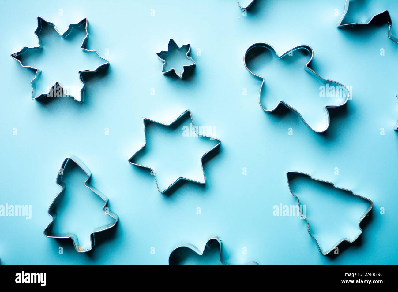 Festliche geformte Gebäck Formen für die Herstellung von dekorierten winter Dessert Stockfoto